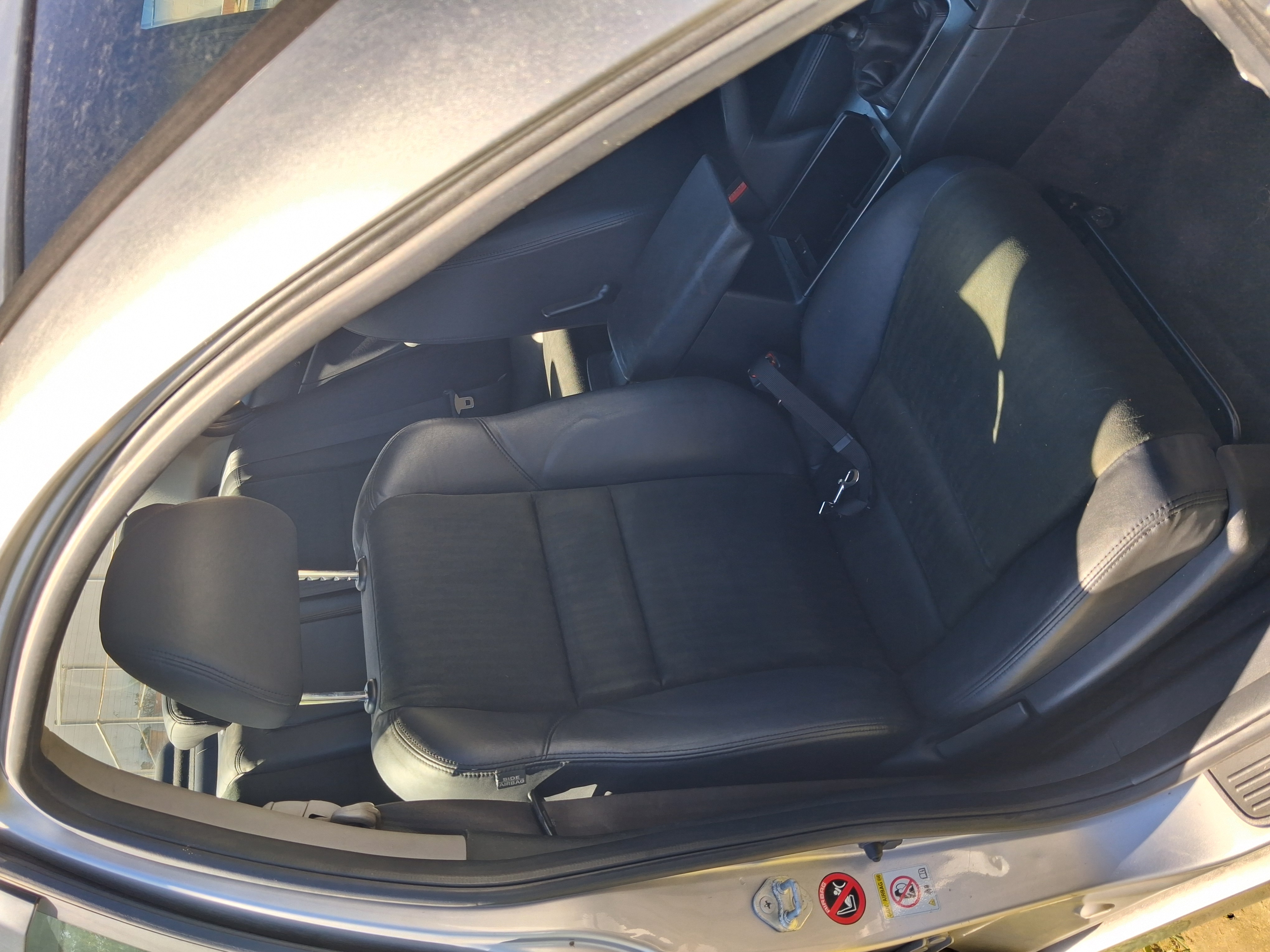 Honda HONDA ACCORD SALOON 2.0 i-VTEC Sport 4dr (March 2003 - September 2005) 2006 4 doors 5 seats Petrol Manual